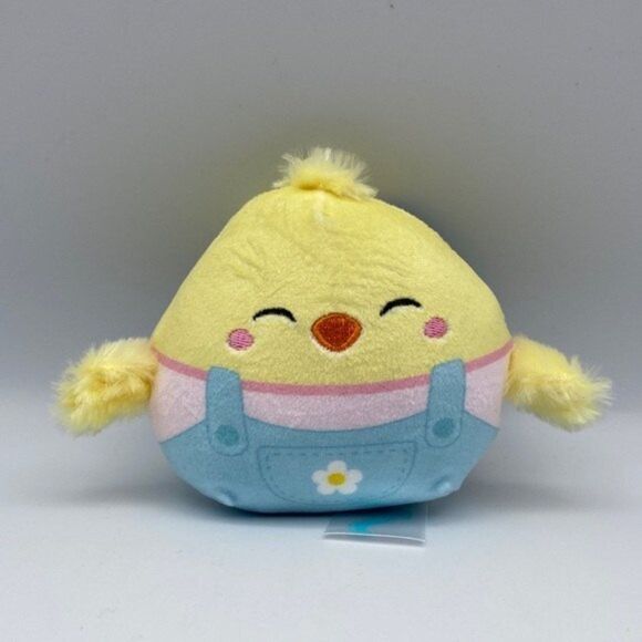 Squishmallows 2022 Easter Squad Aimee The Chick Overall Clip 3.5" Plush Keychain - Picture 3 of 9
